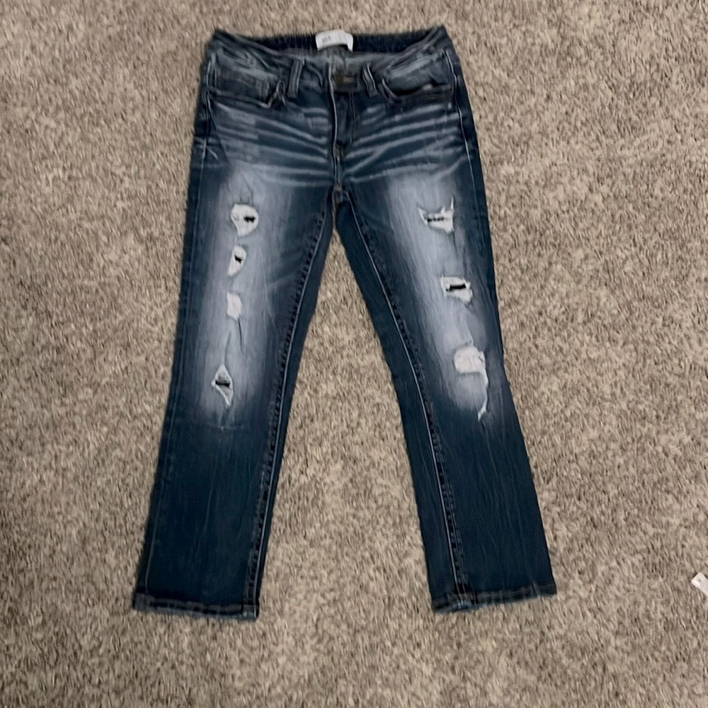 BKE Women’s Stella Capri’s. size 28